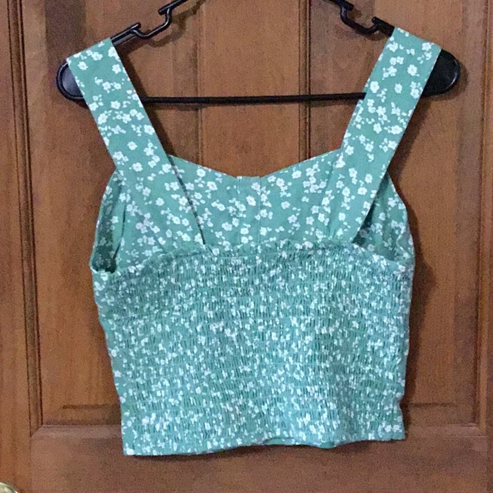 Excellent Condition summer top - Picture 2 of 3